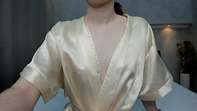 Camilla Kelly online show from November 28, 1:08 am