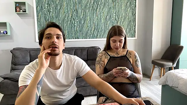 VelvetMiley online show from April 17, 1:57 pm