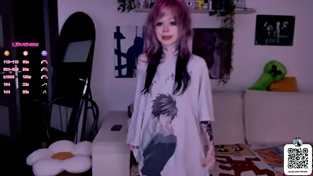 Snapshot of Lollyshy chatting on October 13, 1:03 pm Lollyshy online show from October 13, 1:03 pm