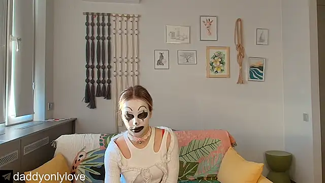 daddyonlyloveme online show from October 31, 10:47 pm