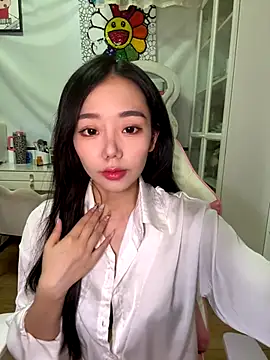 Snapshot of jiajia_L chatting on October 8, 1:04 pm jiajia L online show from October 8, 1:04 pm