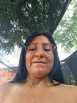 maturexxxnaughty online show from June 12, 11:51 am