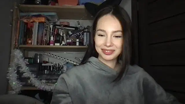 Yuna5343 online show from January 17, 8:49 pm