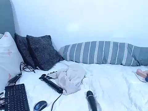 Juicy Candy-Reloaded online show from September 30, 9:52 pm