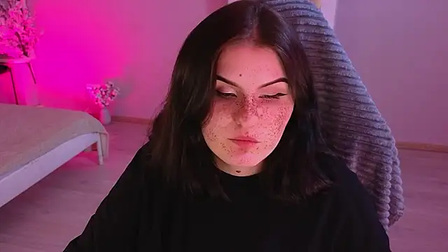 Dark Shine online show from February 4, 8:56 pm