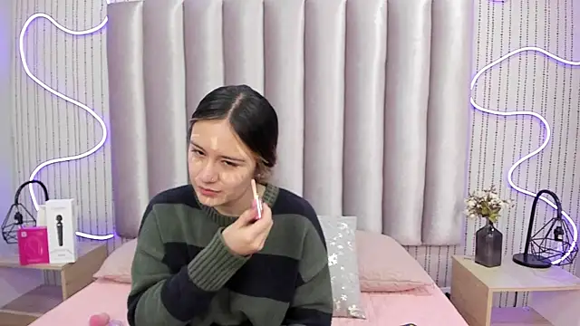 SamanthaPeachss online show from December 20, 12:20 pm