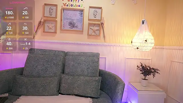 LoonaNyx online show from October 11, 11:36 am