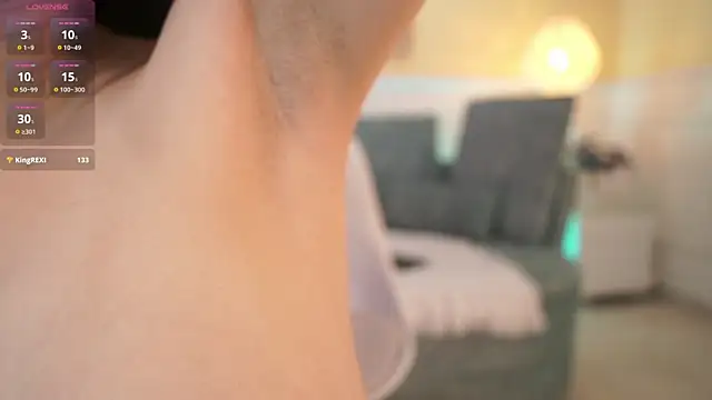 LoonaNyx online show from November 5, 11:37 am