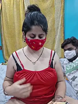 indiancouple659 online show from May 15, 12:19 pm