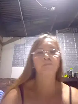 SexyHottMom online show from September 28, 5:40 pm