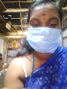 Snapshot of Tamildivya18 chatting on September 17, 6:22 am Tamildivya18 online show from September 17, 6:22 am