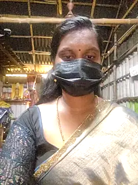 Snapshot of Tamildivya18 chatting on September 22, 6:34 am Tamildivya18 online show from September 22, 6:34 am