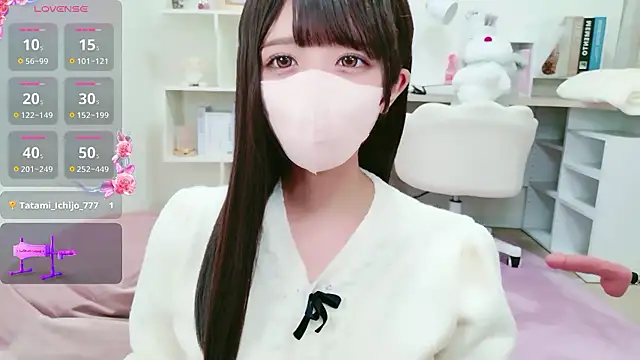Reina Fcup online show from May 30, 12:14 pm