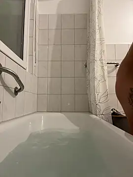 Emilia Mausi online show from April 8, 7:16 pm