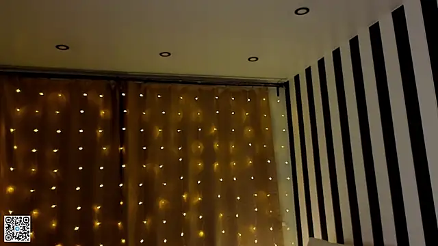 SibleyDurborow online show from November 26, 4:24 am