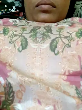 Rose-luckey online show from April 5, 6:45 am