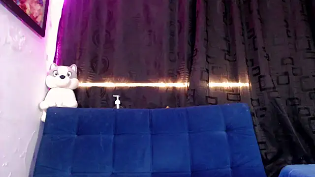 Megan Gil  online show from May 15, 10:45 pm