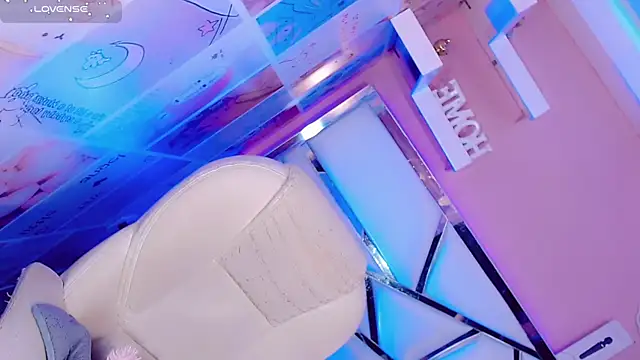 Ariia-janee online show from September 29, 6:40 am