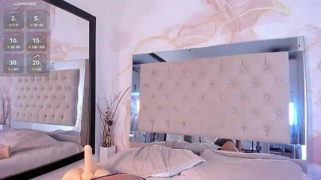 Luna Tylor online show from March 24, 3:34 am