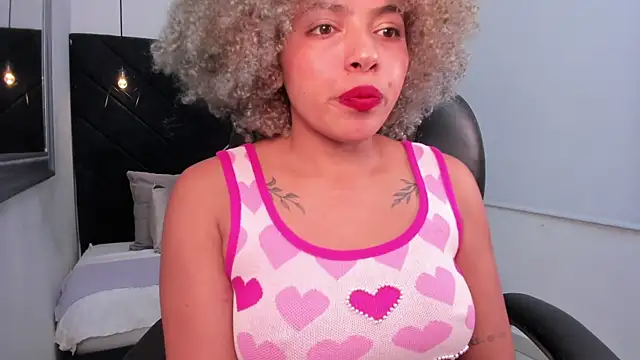 momo ayasse online show from February 10, 3:42 am