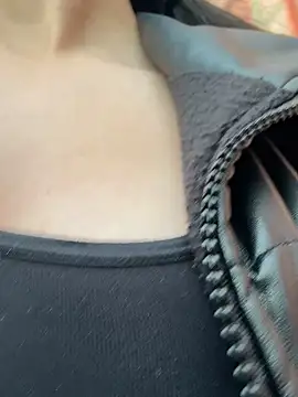 Dulce 1408 online show from October 29, 9:17 pm