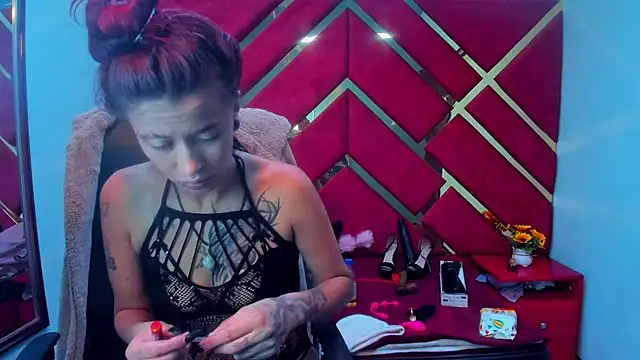 Kataleya Luck online show from December 19, 4:37 am