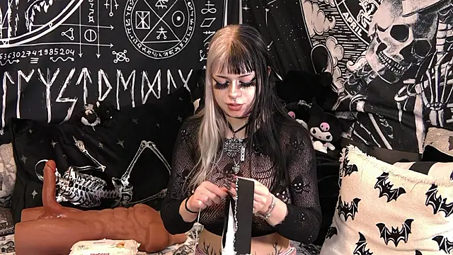 Paige Turner online show from February 9, 12:02 am