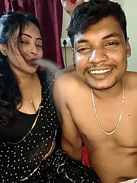 Hotbhabi305 online show from April 12, 5:16 pm