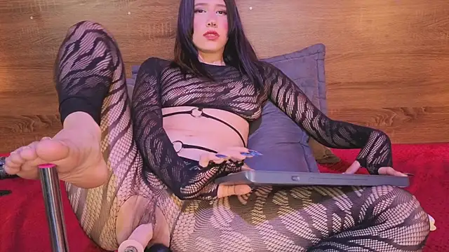 KLOE LUSTX online show from February 26, 11:48 pm