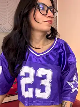 eviegothel  online show from November 13, 8:52 pm