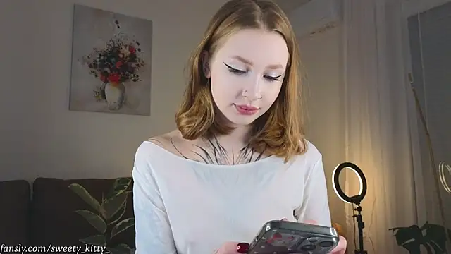 sweettykitty online show from November 13, 3:44 pm