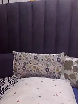 MrsMxx25 online show from October 8, 9:19 pm