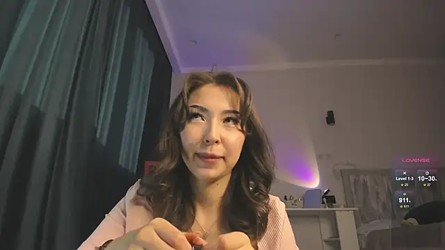 Snapshot of devaivy chatting on September 27, 11:28 am devaivy online show from September 27, 11:28 am