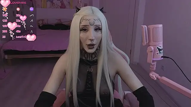 Nana stolass online show from March 7, 11:17 am