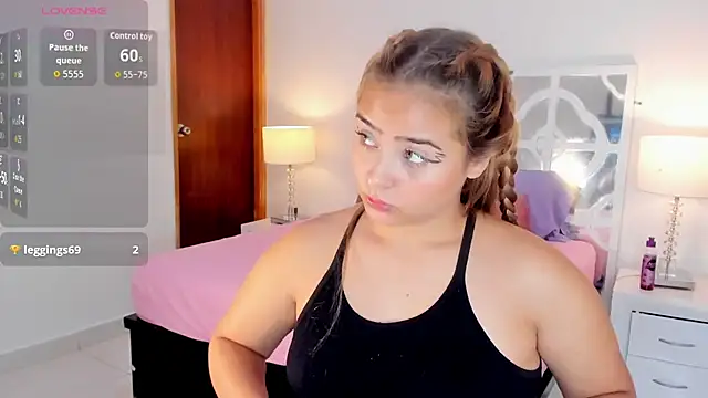 MikaelaStone online show from November 24, 12:29 pm