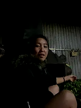 Huong-Ly online show from December 20, 1:04 pm