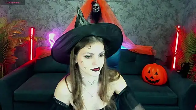 PussyOnLuck online show from November 1, 7:34 am