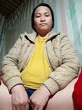 Love-Mama33 online show from February 9, 11:40 pm