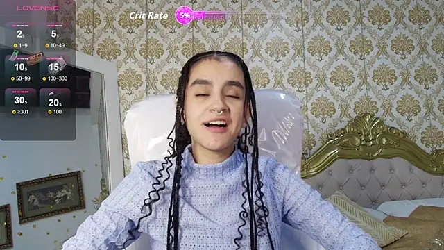 JessB  online show from April 13, 7:58 pm