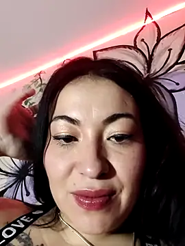 angelicroose2 online show from December 19, 10:46 pm