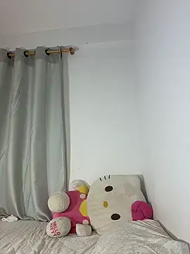 dulceangel   online show from June 8, 3:18 am