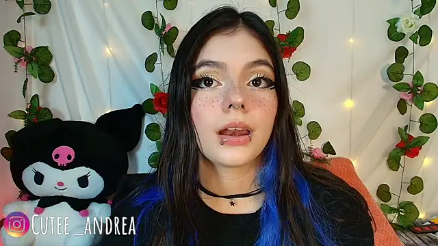 cutee andrea online show from May 12, 2:20 am