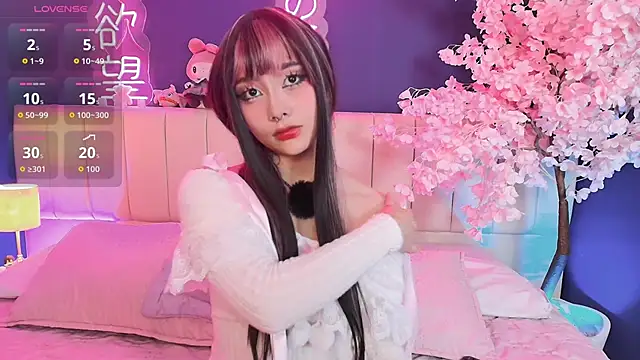 Shizuko  online show from March 10, 8:35 pm