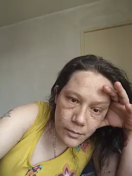 zeousseelphie online show from June 2, 9:54 am