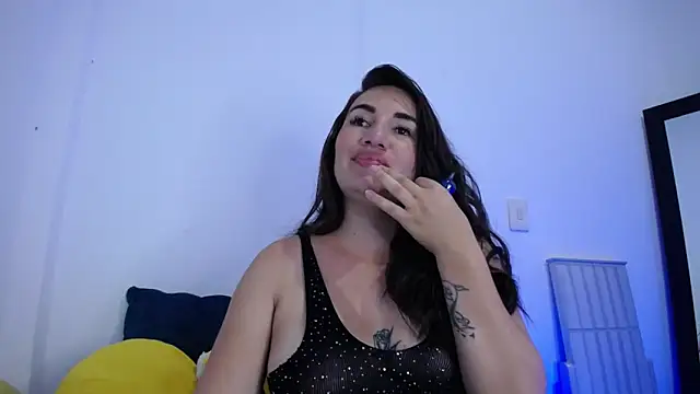 xxx Alice  online show from October 18, 10:33 pm