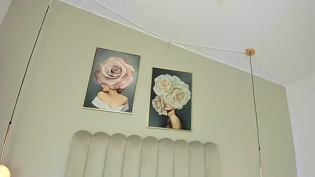 Dani rosse  online show from April 30, 5:40 pm