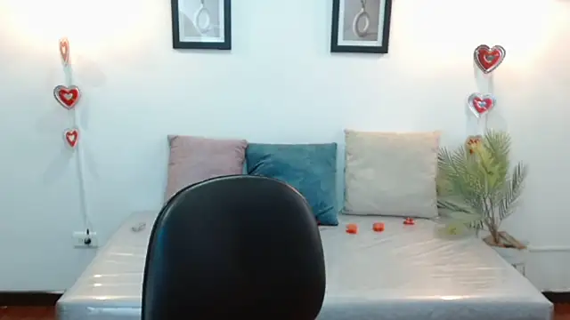 Evanss lx online show from February 20, 7:26 pm