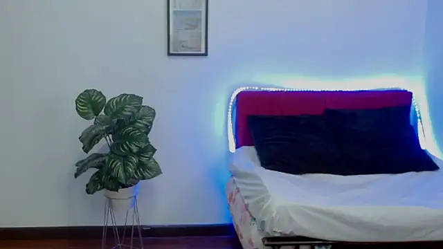 Evanss lx online show from March 13, 8:54 pm