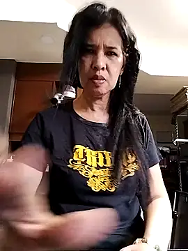 Prettysweetmum online show from September 10, 12:43 am