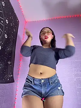 ZeziGamingg online show from January 16, 4:52 am